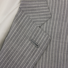 CURRENT Isaia Grey White S130s 2Ply Wool Striped Woven Dual Vents 2Btn Suit 44R